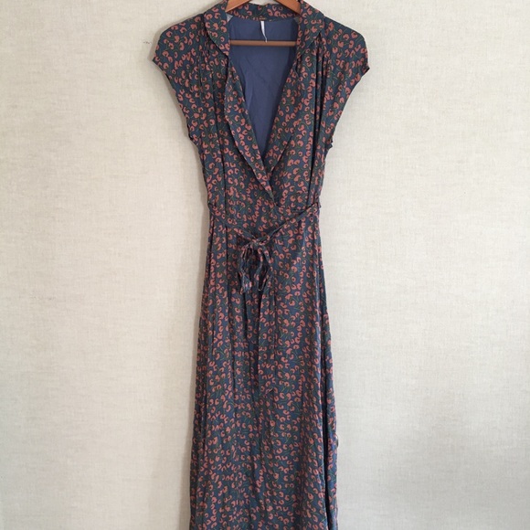 *SOLD* Free People floral maxi size 6. NWOT. - Picture 2 of 3